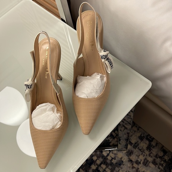 J'ADIOR SLINGBACK PUMP .. size 38.5 - Picture 3 of 3